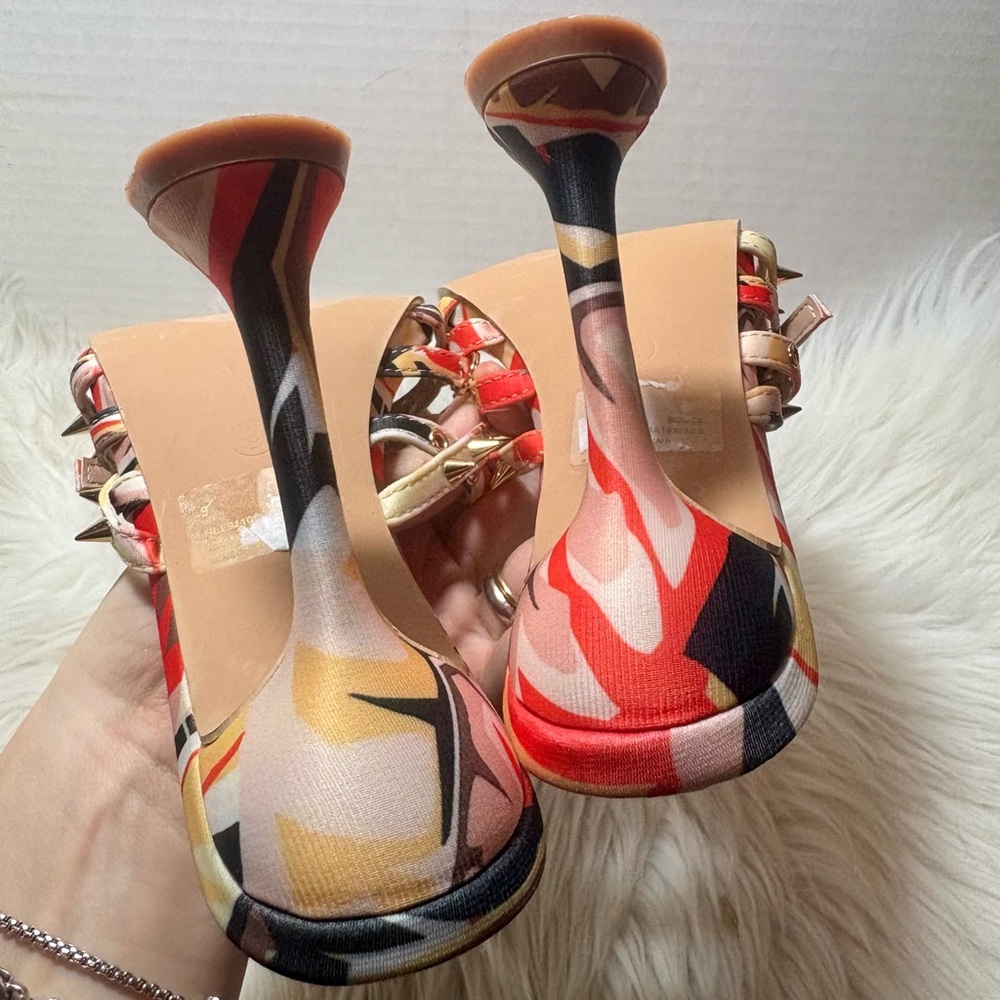 CAPE ROBBIN Bonita Spike Square Toe Odd Shaped Heels. - Picture 9 of 9